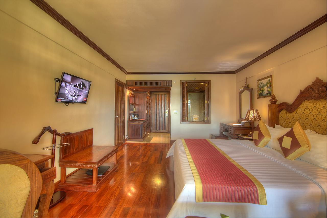 Bayon Era Hotel Siem Reap Buitenkant foto