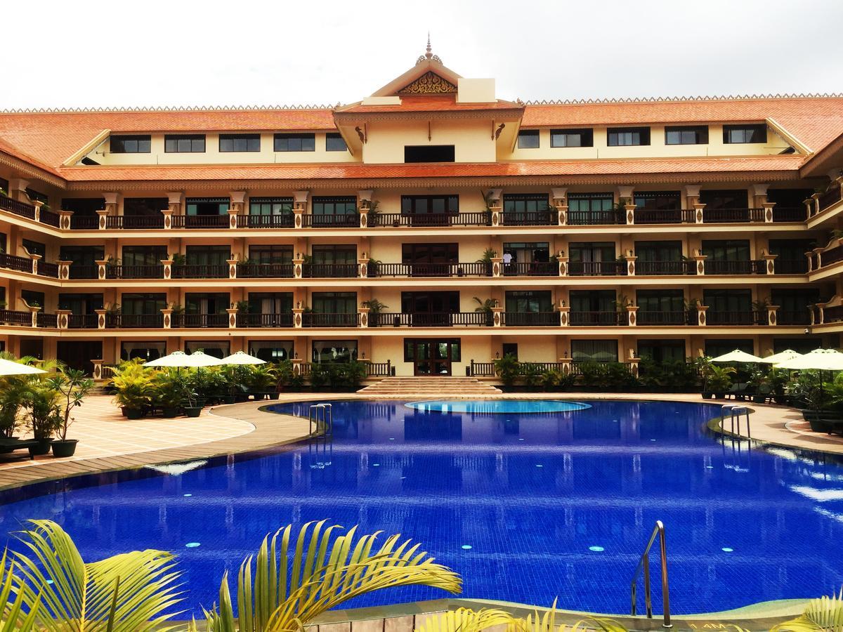 Bayon Era Hotel Siem Reap Buitenkant foto