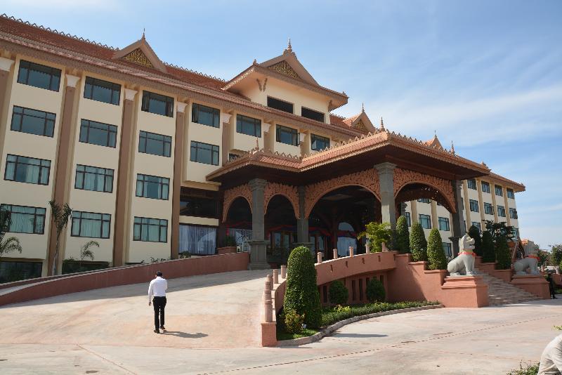 Bayon Era Hotel Siem Reap Buitenkant foto
