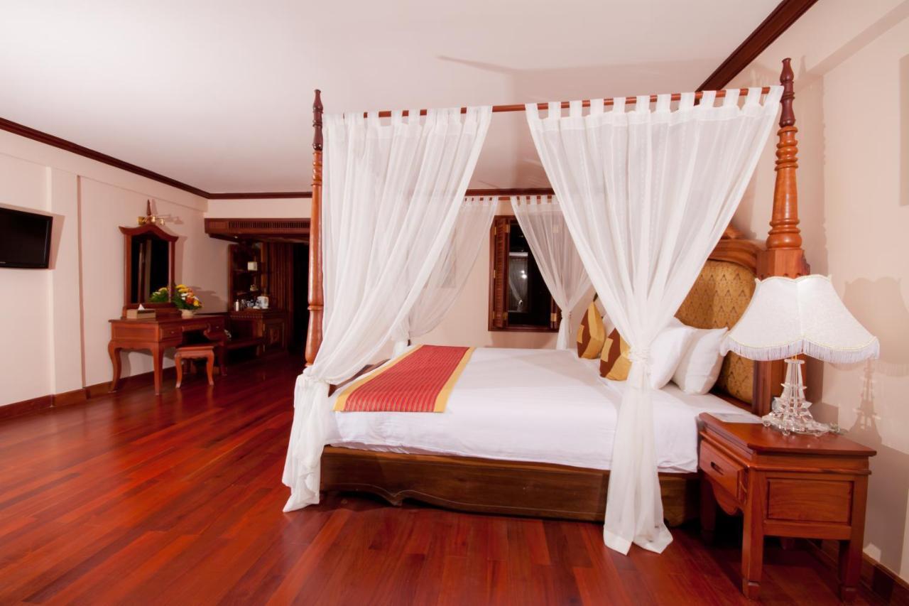 Bayon Era Hotel Siem Reap Buitenkant foto